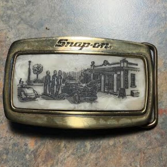 Snap on belt buckle - Picture 1 of 3